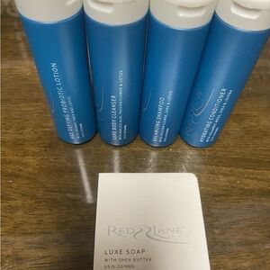 New Sandals Red Lane Spa 5 Pc Set Shampoo, Conditioner, Cleanser, Lotion, Soap